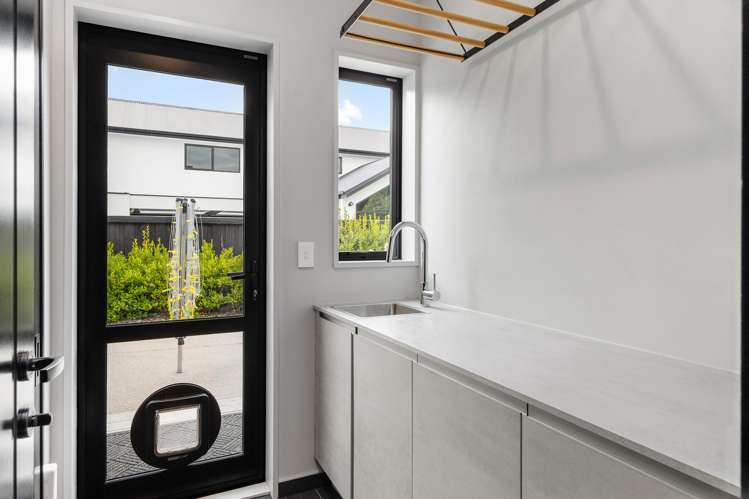 29 Carnaveron Drive Lincoln_20