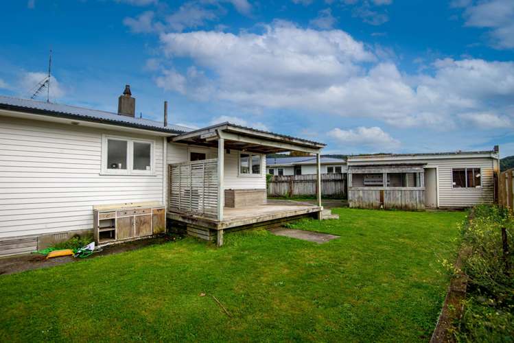 28 Wetherby Grove Wainuiomata_17