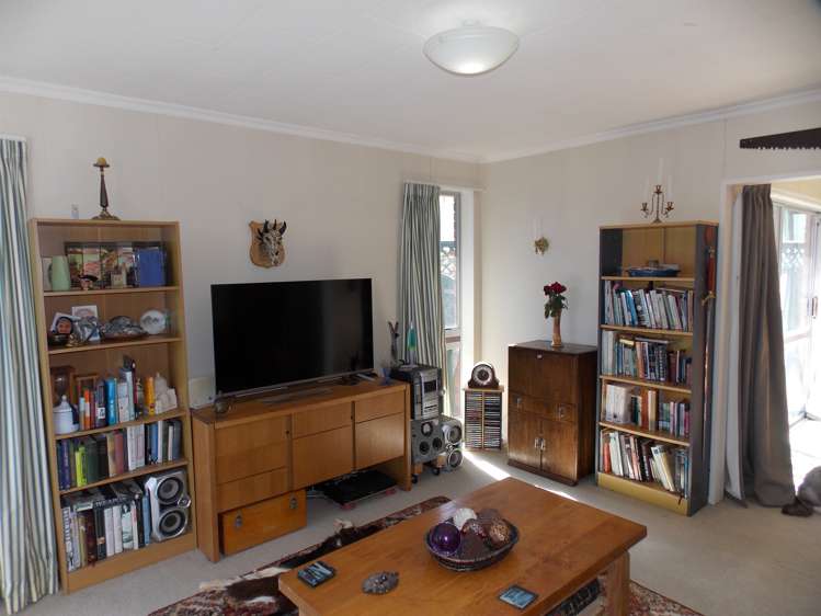 14a Terry Crescent Milson_7