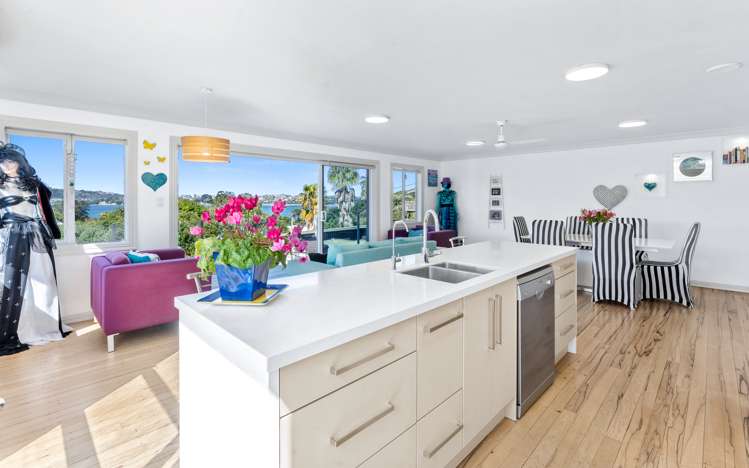 42 Swann Beach Road Stanmore Bay_7