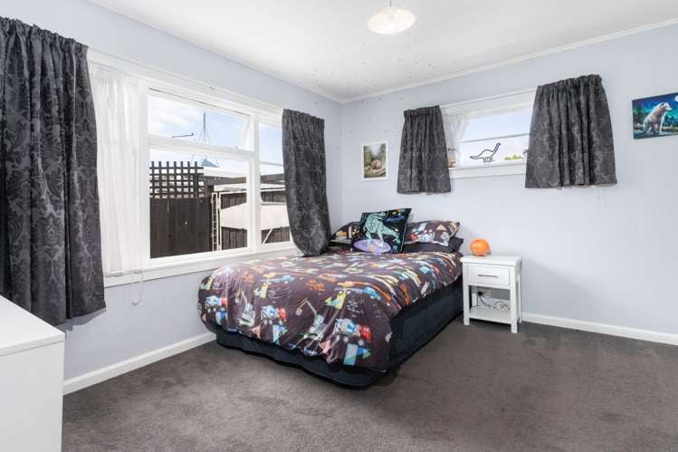 12 Goldsmith Place Waltham_16