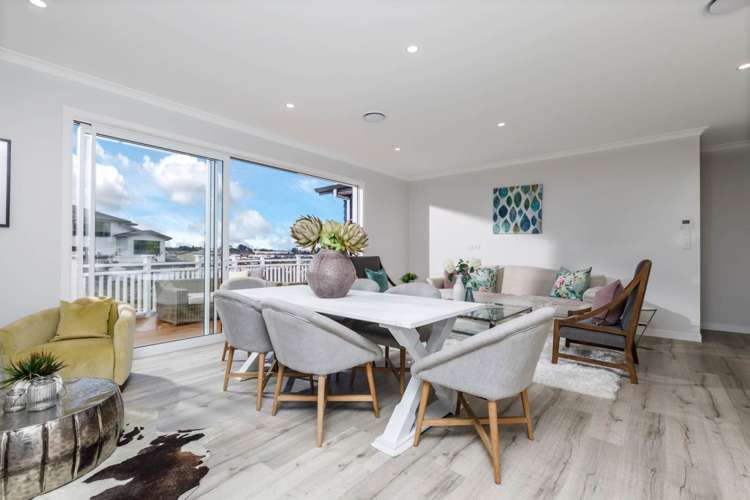 6 Percival Lane Silverdale_11