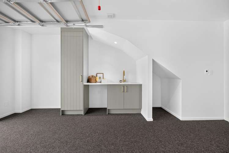 2/46 Cuba Street Petone_37