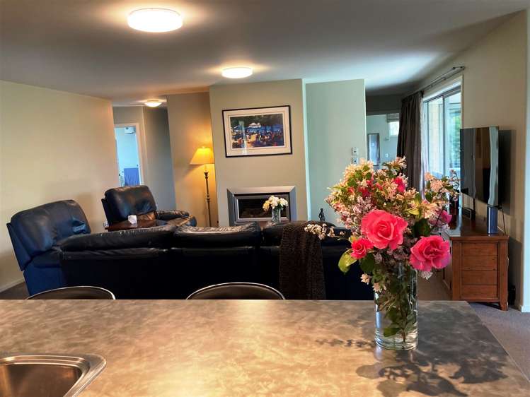 2 Elite Court Cromwell_5