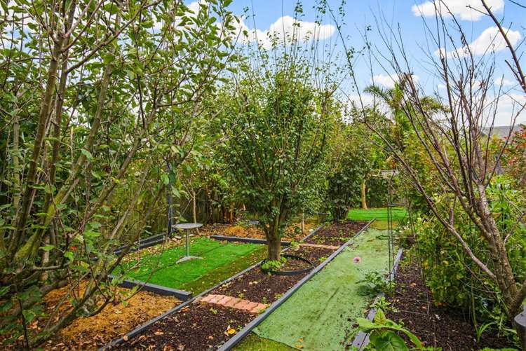 63 Waipunahau Road Waikanae_28
