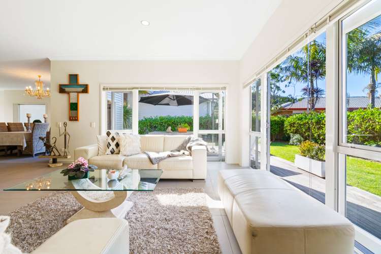 8 Kensington Drive Orewa_8