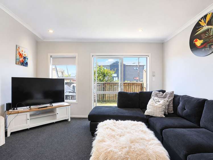 2/75 Cameron Road Hamilton East_7
