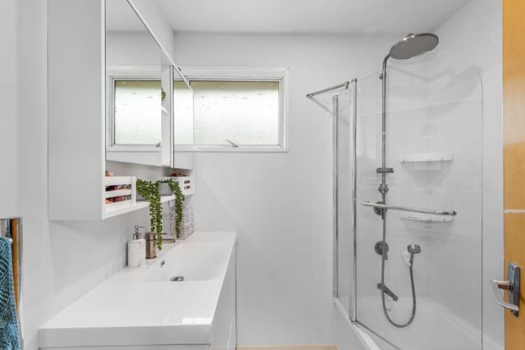 4 Tie Place Wigram_10