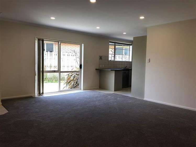 16 Nykki Place Papakura_2