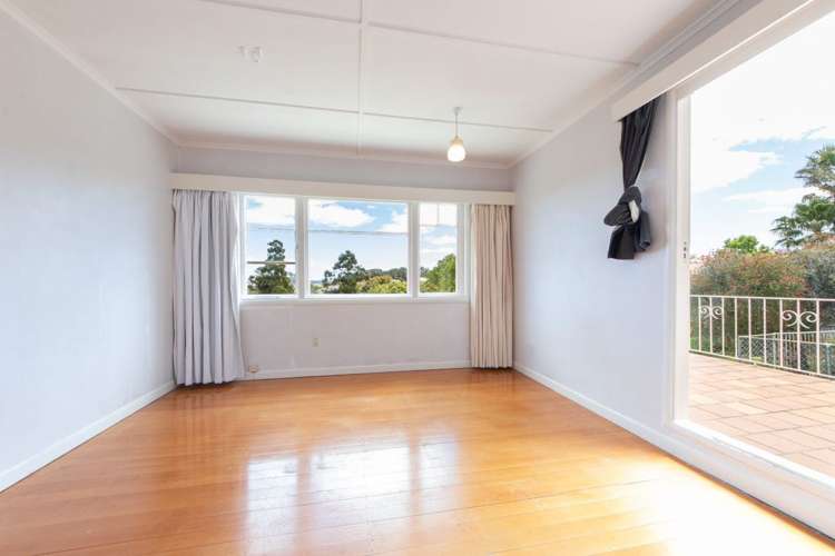 9 Benfield Avenue Mt Albert_5
