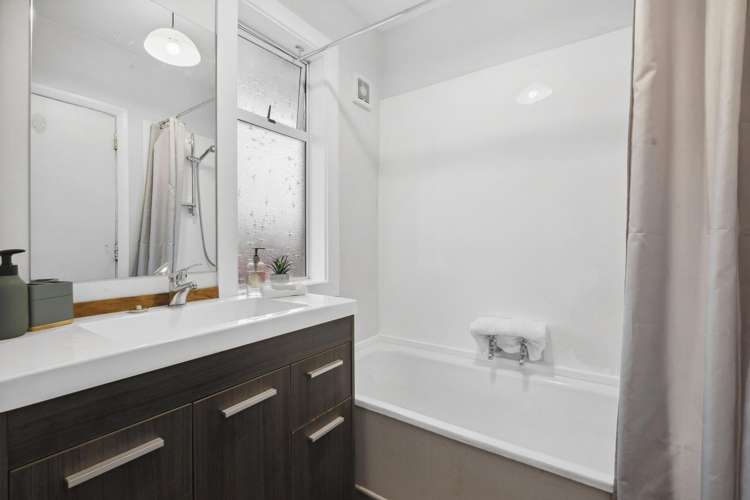 369 South Road Caversham_14