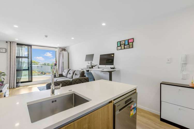 305/553c Glenfield Road Glenfield_13