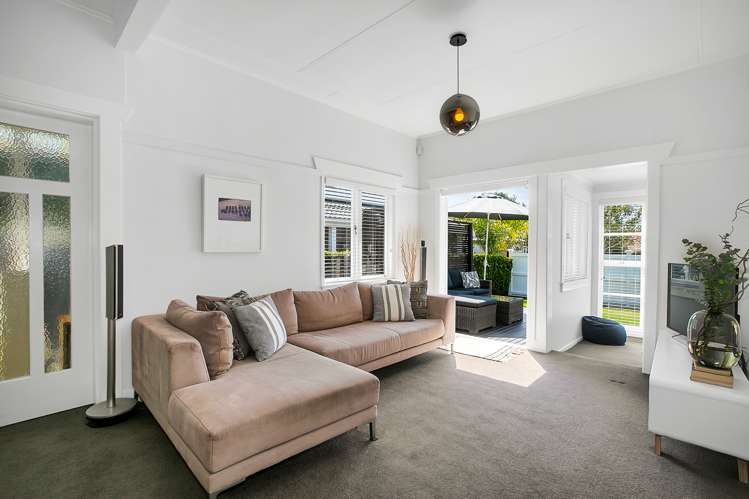 59 Wainui Avenue Point Chevalier_5