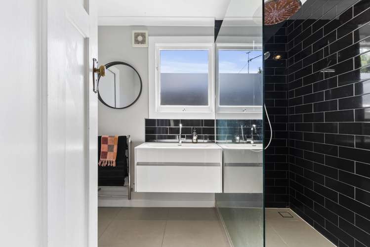 2 Melville Place Onehunga_14