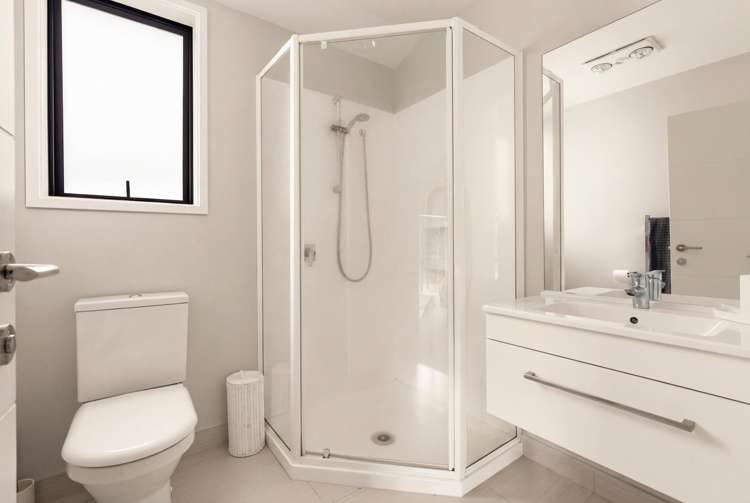 18 Tuaia Street Pyes Pa_12