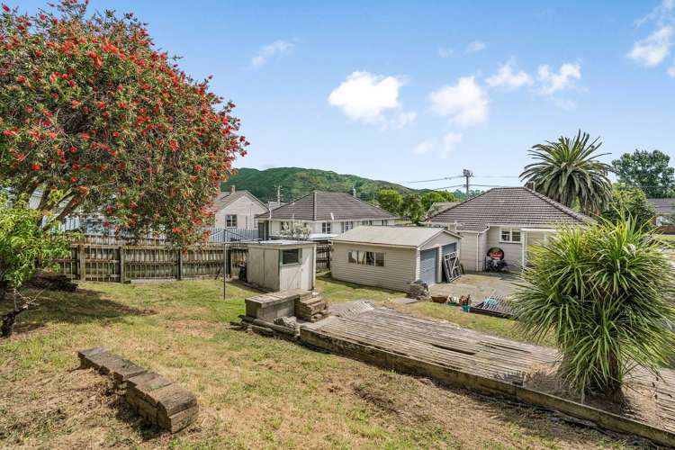 200 Waddington Drive Naenae_19