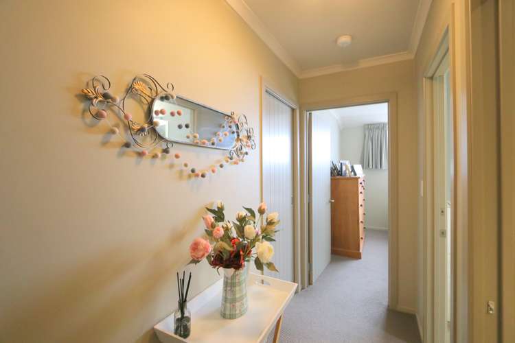 387 Herbert Street Windsor_10