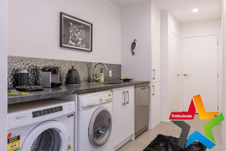 10 Tuhua Close Wharewaka_21