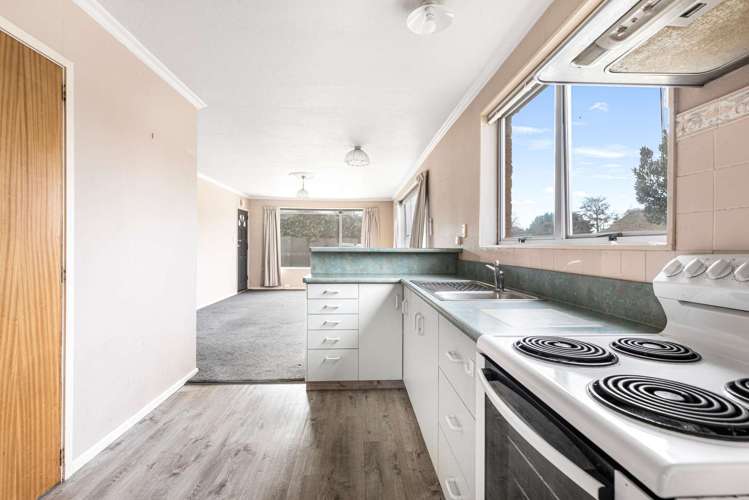 1/4 Wanstead Place Woolston_10