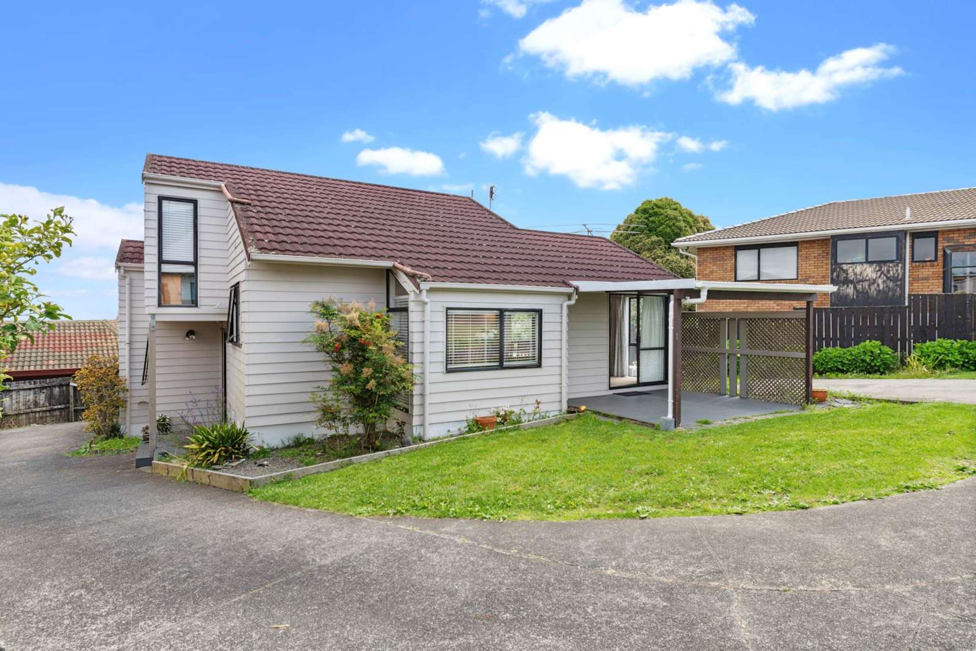 1/19 Deodar Place Totara Heights_0