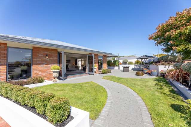 6 Robalan Place Redwoodtown_1