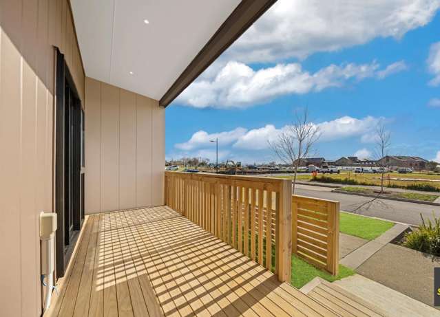 Charming, Easy-Care Living in Karaka