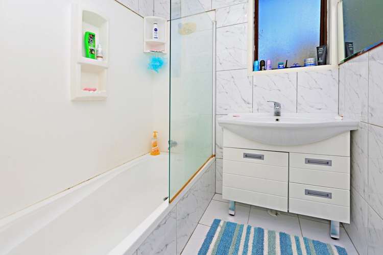 4a Rebecca Rise Manurewa_9