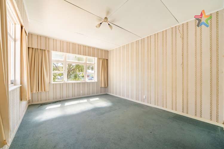 2 Byron Street Petone_8