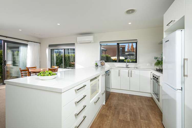 8 Pukeko Place Wanaka_6