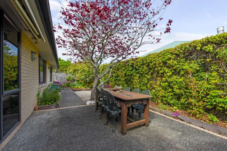 5 Di Pierri Way The Wood_11