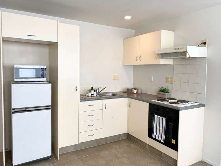 8d/2 Whitaker Place Grafton_1