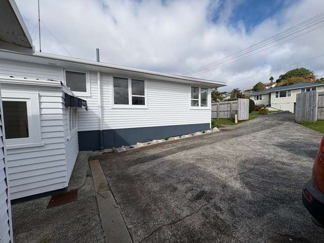 1 Sussex Place Te Kamo_3