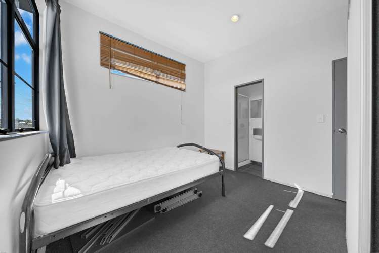1/42 Holly Street Avondale_13