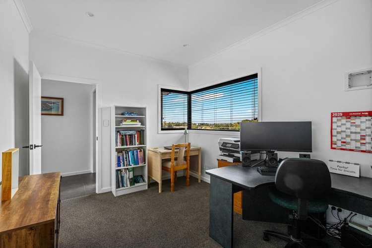 5 Three Brothers Place Warkworth_16