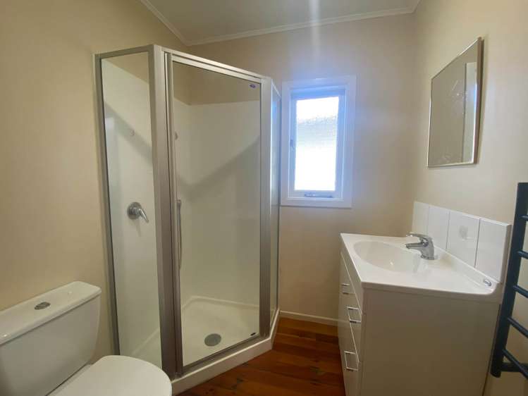 20 Arahoe Road New Lynn_12