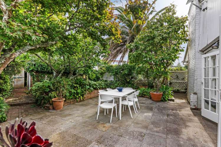 104 Grampian Road St Heliers_15