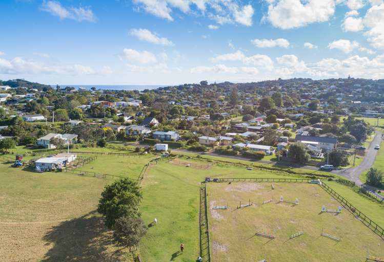 50 Tahatai Road Oneroa_20