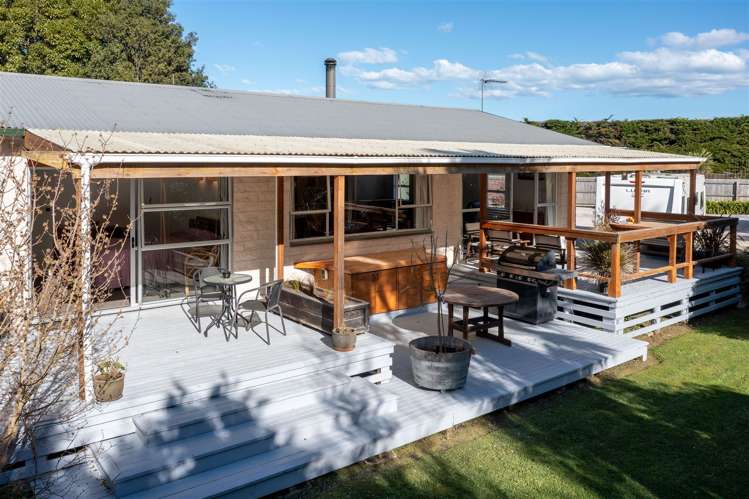 65 Old Main North Road Leithfield_18