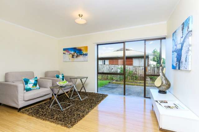 2/127 Moore Street Howick_2