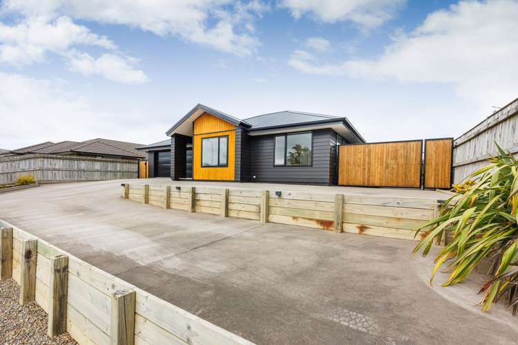 196 Pacific Drive Fitzherbert_21