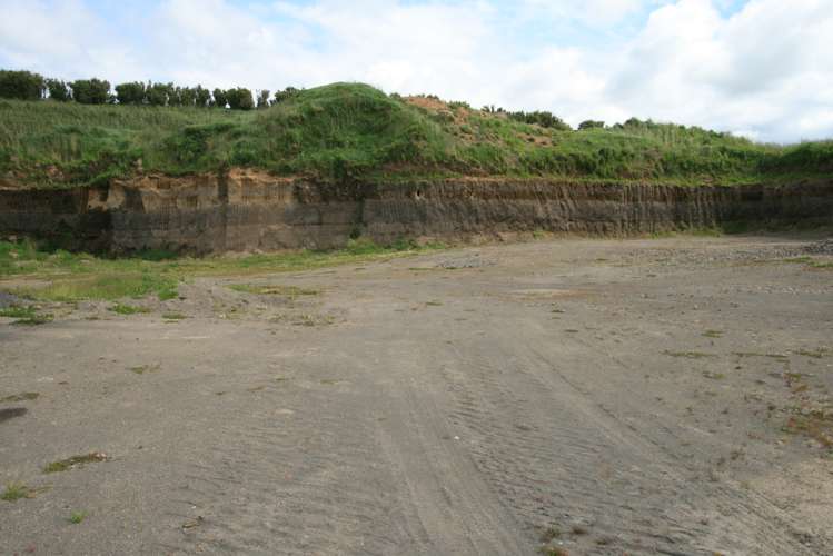 775 Bird Road Stratford_7