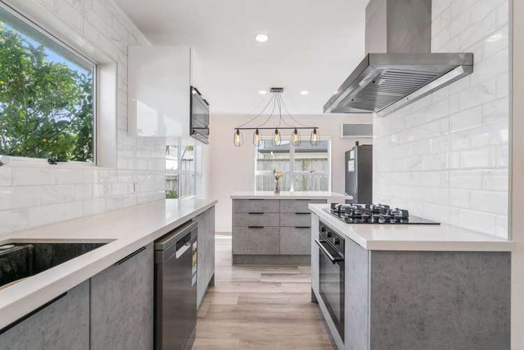 2/8 Freeland Avenue Mt Roskill_7