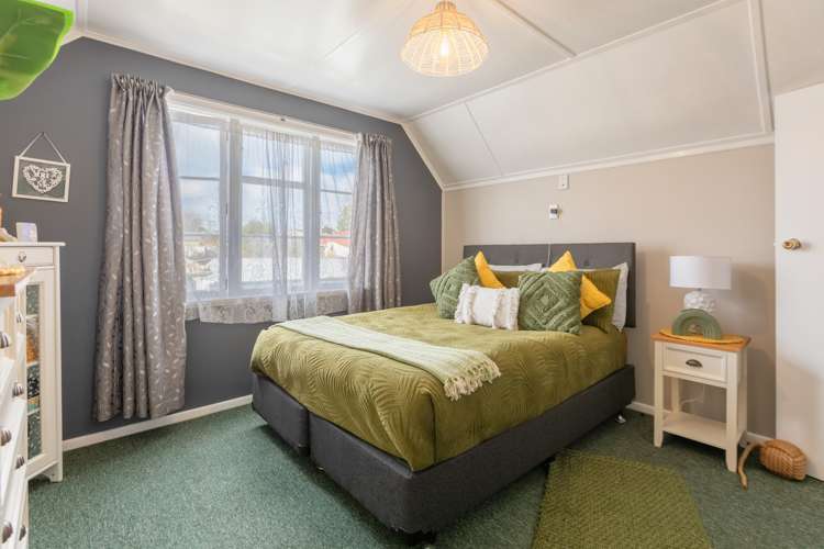 6 Churchill Street Waipukurau and Surrounds_14