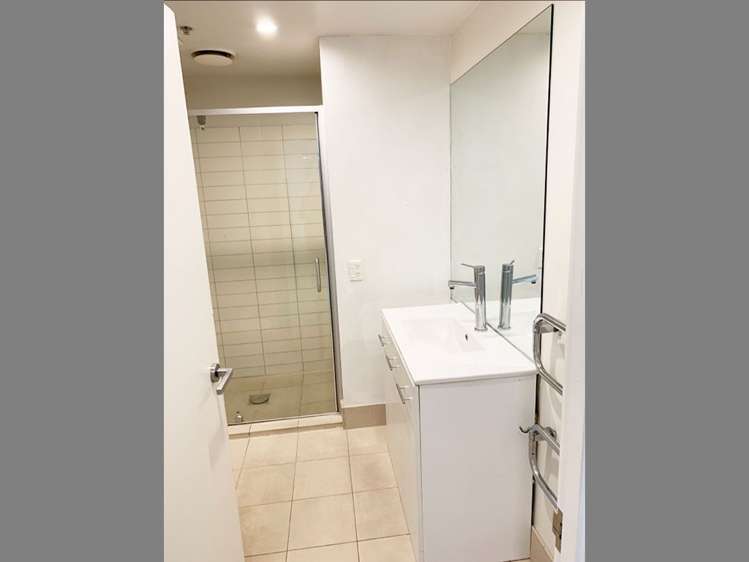 408/4 Dockside Lane Auckland Central_7