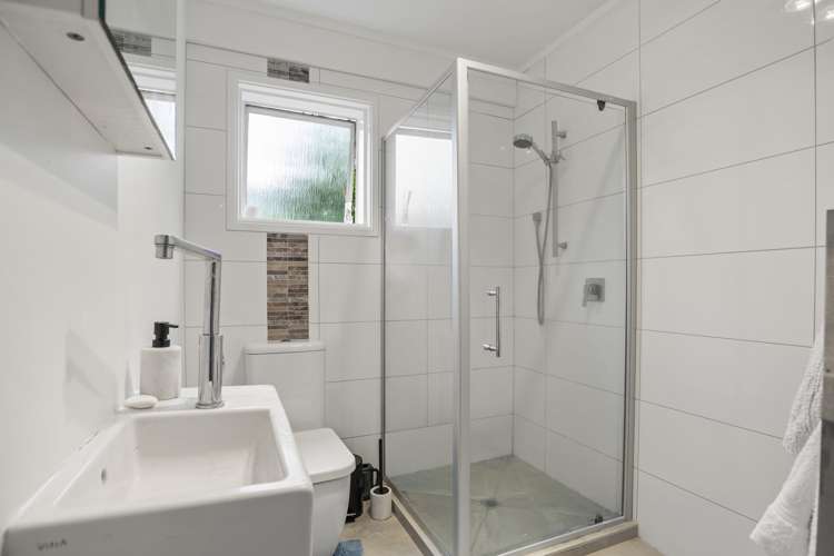 1/12 Shera Road Remuera_11