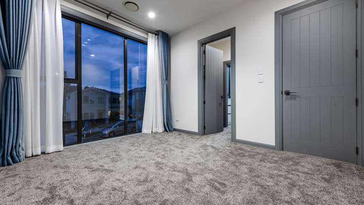 14 Greenstead Close Flat Bush_26