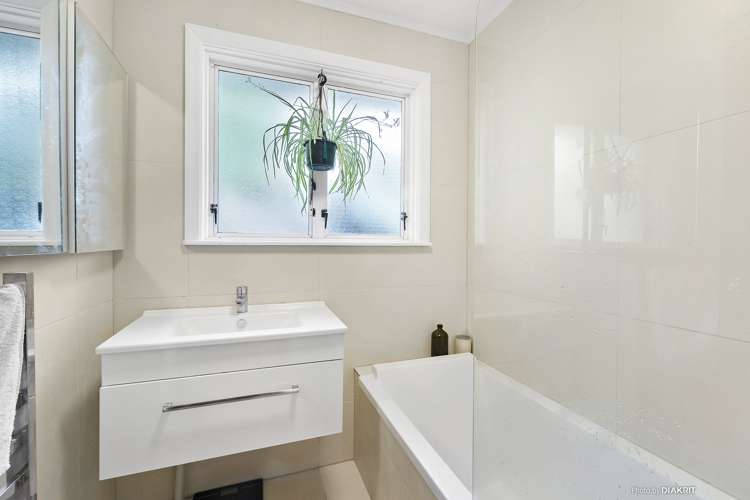 17 Cave Road Houghton Bay_12