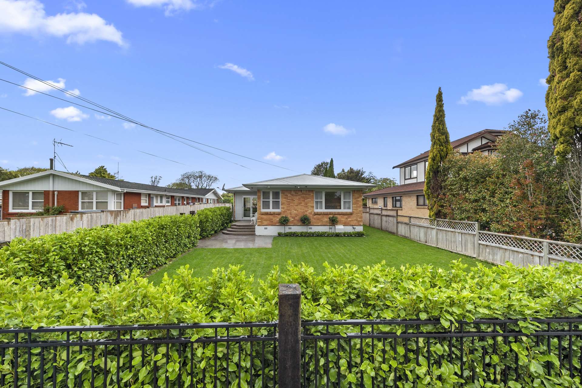 24a Queenwood Avenue Queenwood_0