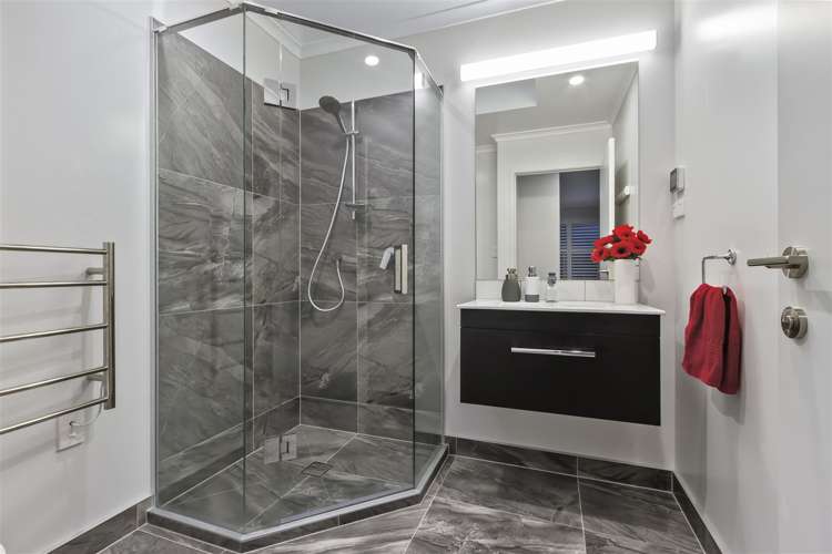 88 Bomb Point Drive Hobsonville_13