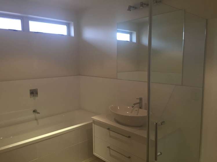 42b Moore Street Howick_5